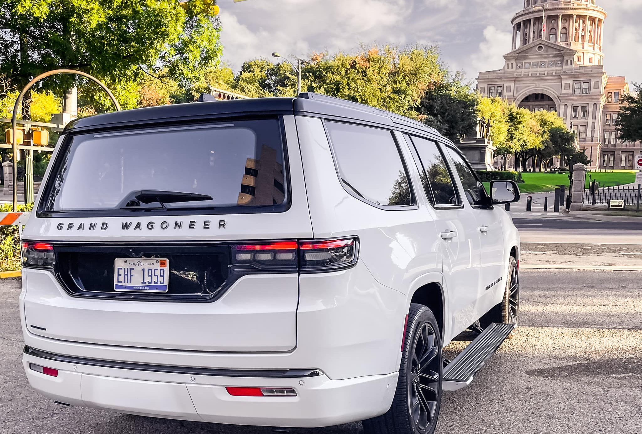 Jeep Grand Wagoneer (Series II Obsidian) – 2022 Test Drive Review