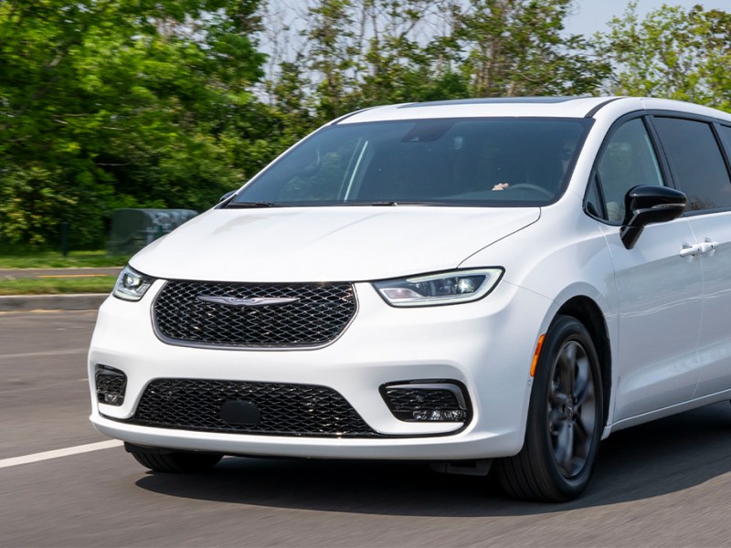 2025 Chrysler Pacifica Limited AWD: The Minivan That Made Me a&nbsp;Believer